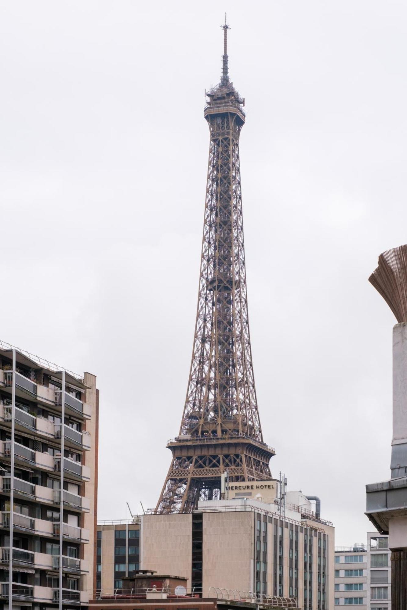 Amazing 6P Club Eiffel Paris Exterior foto